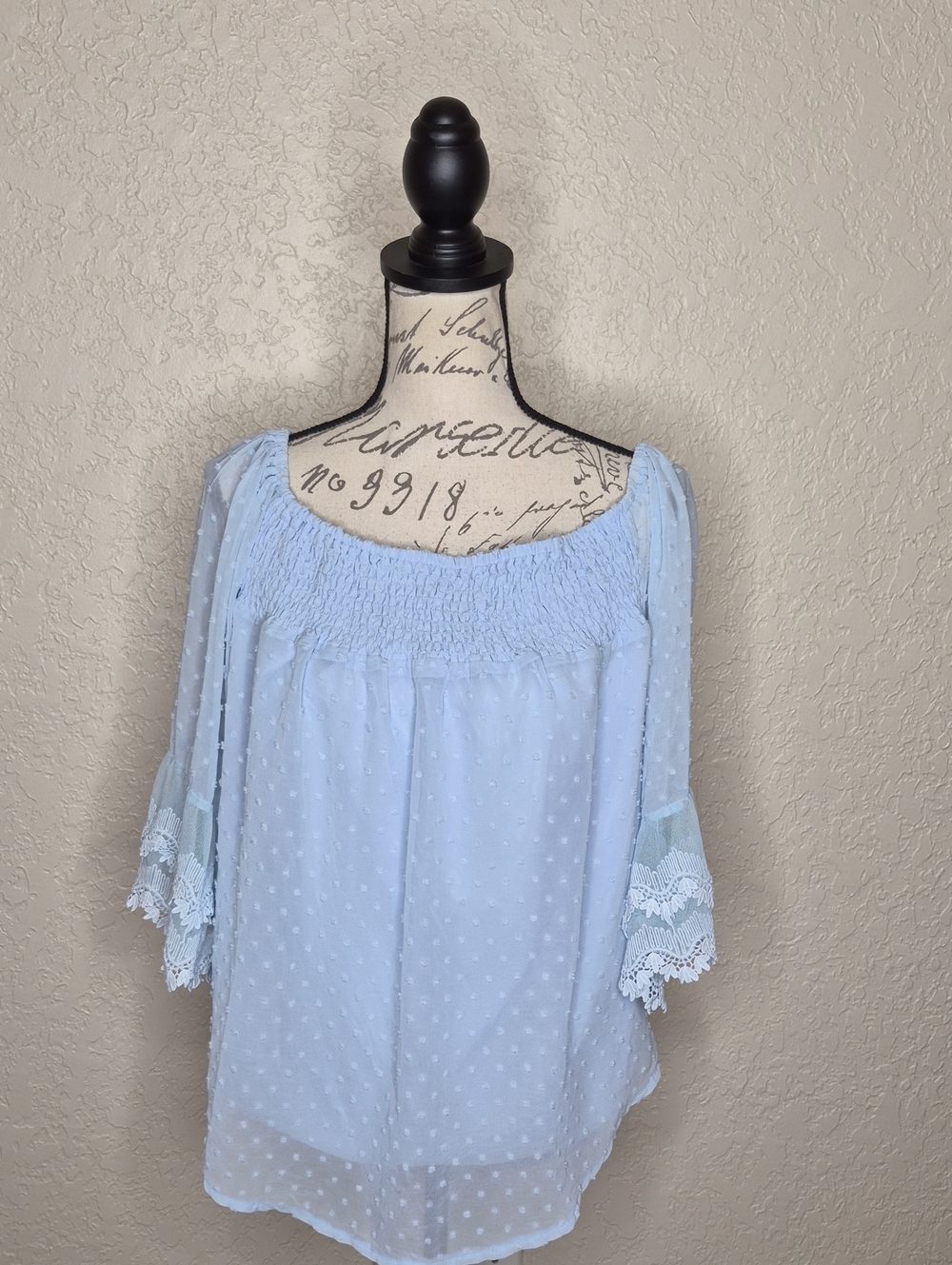 Angashion Swiss Dot And Lace Detail Top Blue Size L